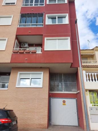 Piso en calle la Paz, 19