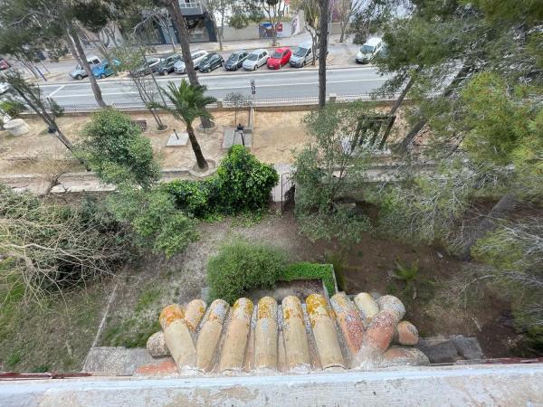 Casa independiente en avenida del País Valencià, 252