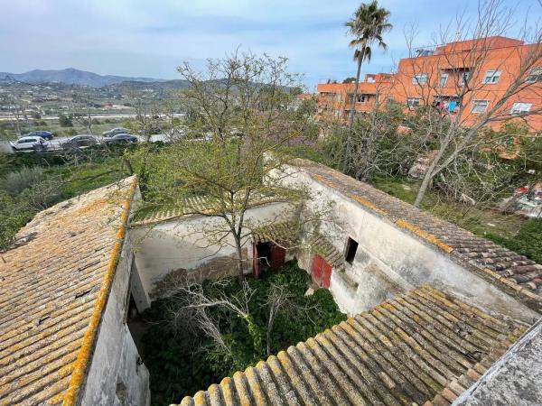 Casa independiente en avenida del País Valencià, 252