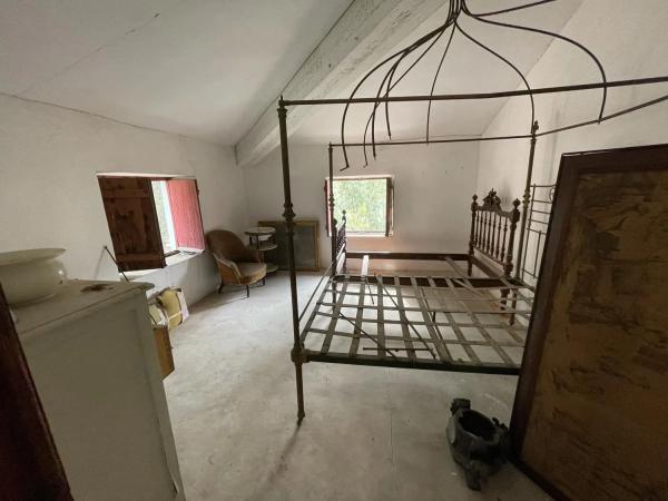 Casa independiente en avenida del País Valencià, 252