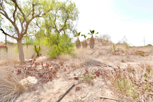 Casa independiente en plaza Poligono 9, 26