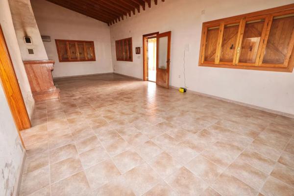 Casa independiente en plaza Poligono 9, 26