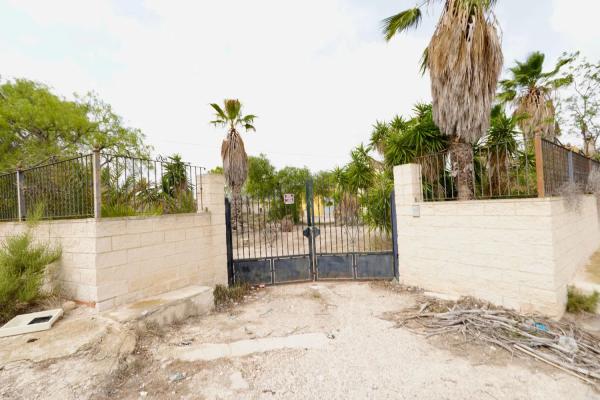 Casa independiente en plaza Poligono 9, 26