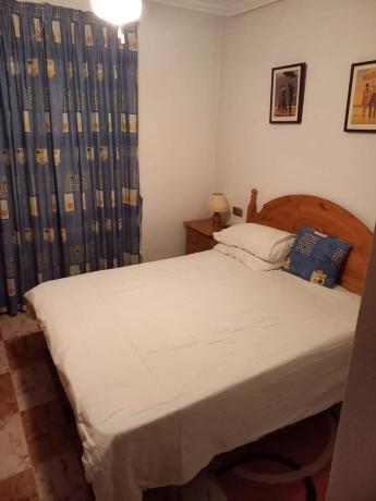 Piso en La Marina, 2 m