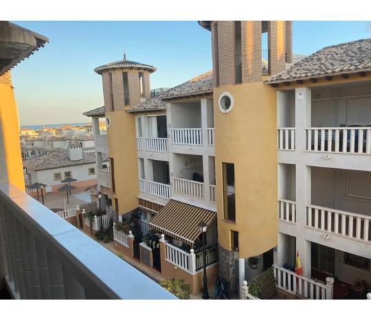 Piso en La Marina, 2 m