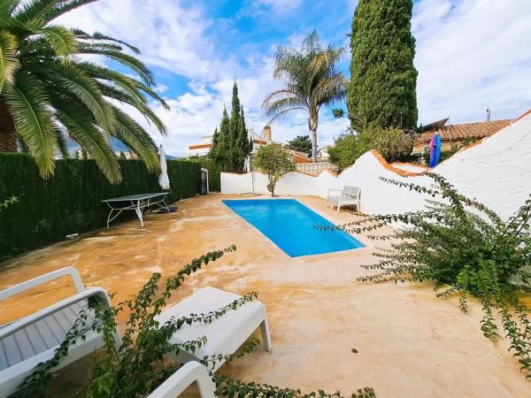 Chalet adosado en Partida Barranquets Cl-12