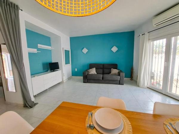 Chalet adosado en Partida Barranquets Cl-12