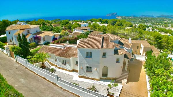 Casa independiente en avenida del Portet, 197