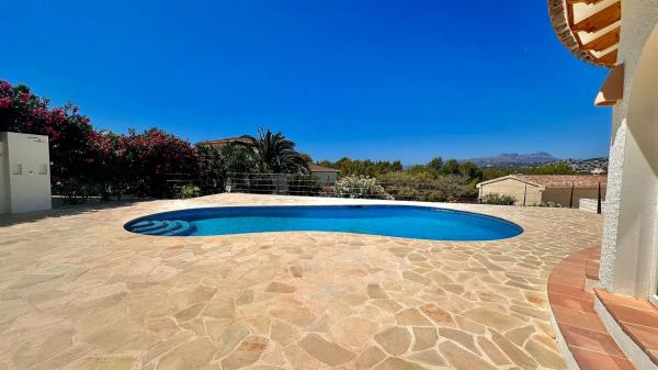 Casa independiente en avenida del Portet, 197
