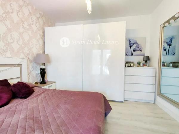 Chalet adosado en avenida del Garrofer