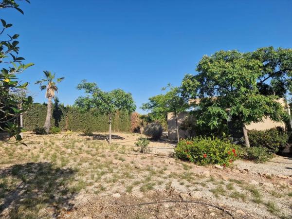 Casa independiente en calle Río Volga