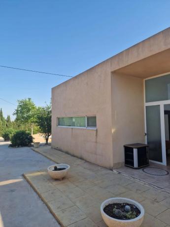 Casa independiente en calle Río Volga