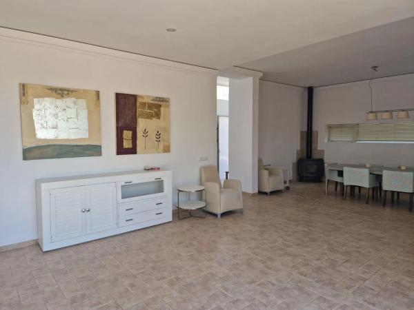 Casa independiente en calle Río Volga