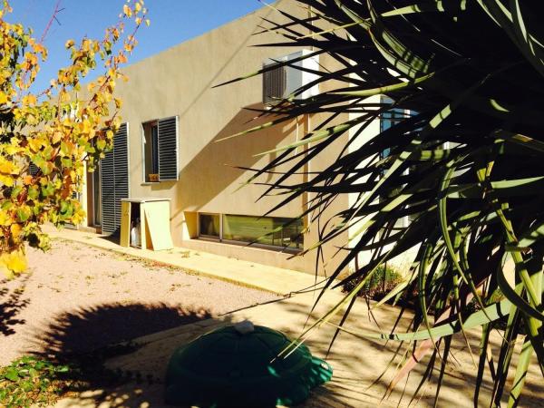 Casa independiente en calle Río Volga