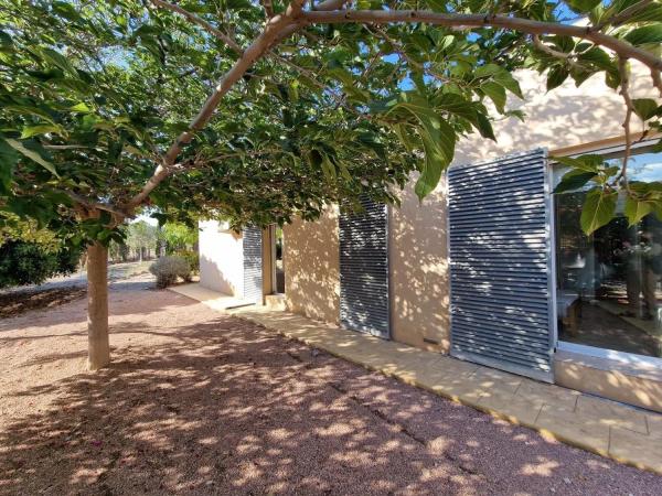 Casa independiente en calle Río Volga