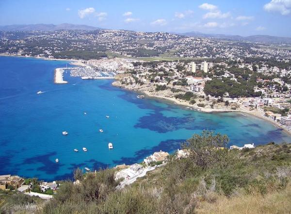 Chalet pareado en camino la Viuda