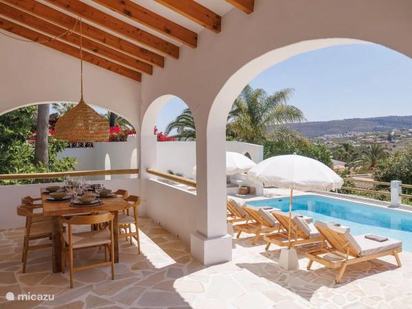 Casa independiente en Urbanització les Fonts, 139