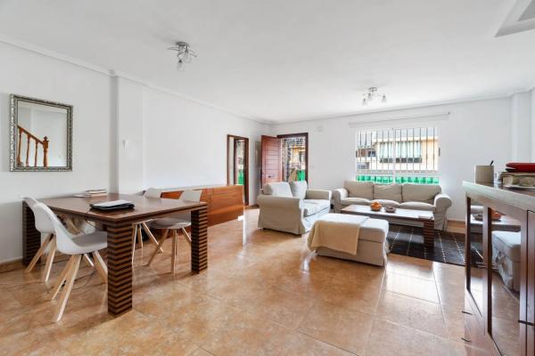 Chalet adosado en calle Rafael Alberti s/n