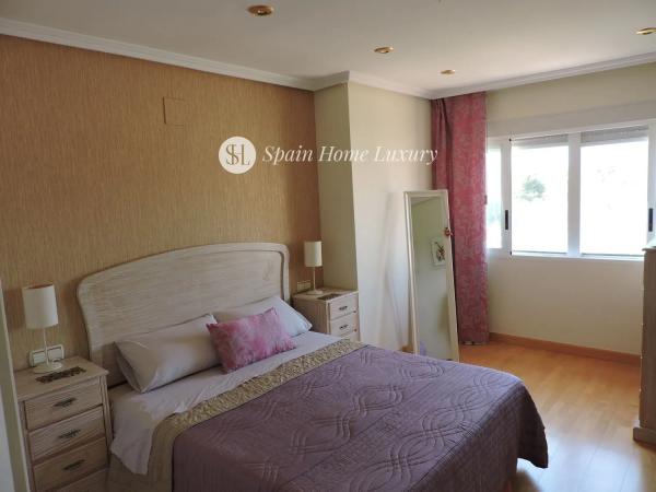 Chalet pareado en avenida Doctor Severo Ochoa