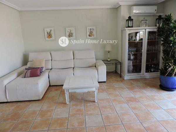 Chalet pareado en avenida Doctor Severo Ochoa