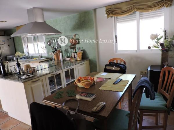 Chalet pareado en avenida Doctor Severo Ochoa