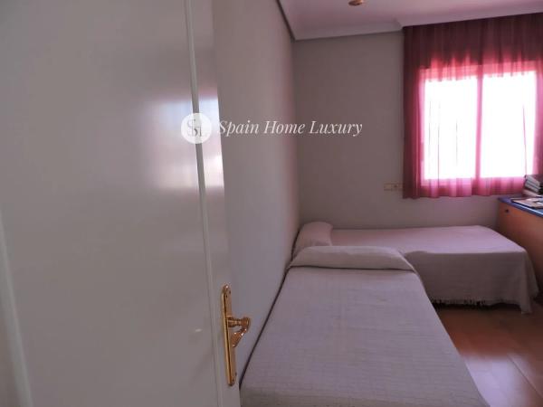 Chalet pareado en avenida Doctor Severo Ochoa