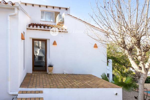 Casa independiente en calle Ceba