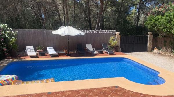 Casa independiente en calle Avutarda