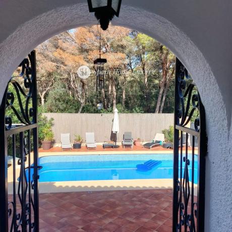 Casa independiente en calle Avutarda