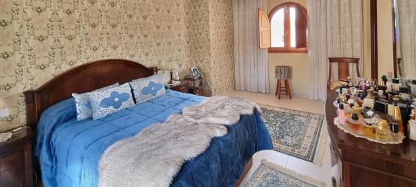 Casa independiente en calle de Gijon