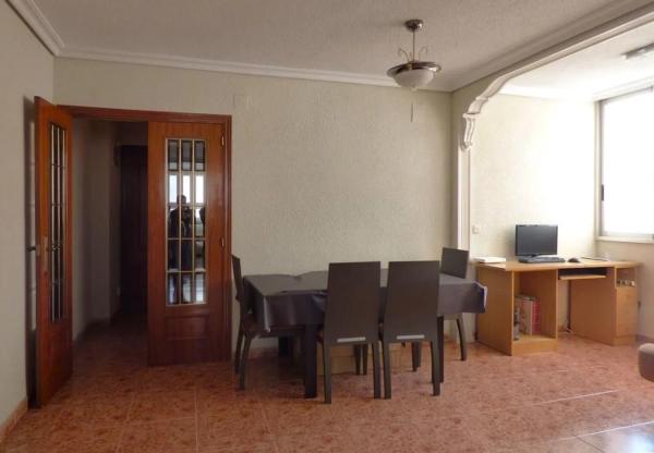 Piso en calle de Dénia