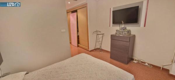 Piso en avenida Deportista Isabel Fernández, 12