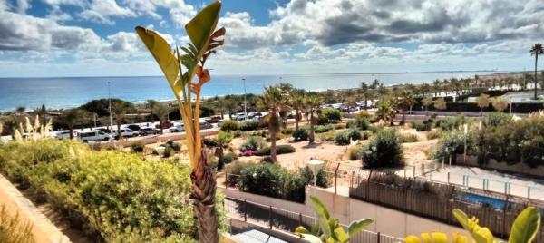 Piso en Arenales del Sol