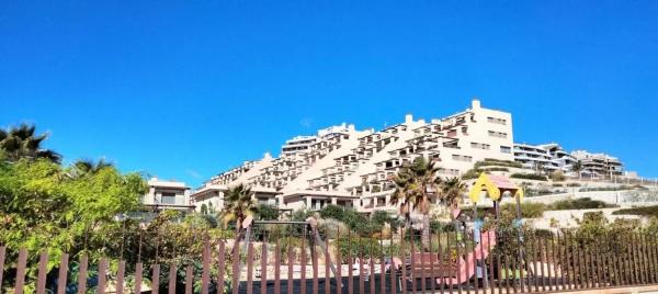 Piso en Arenales del Sol