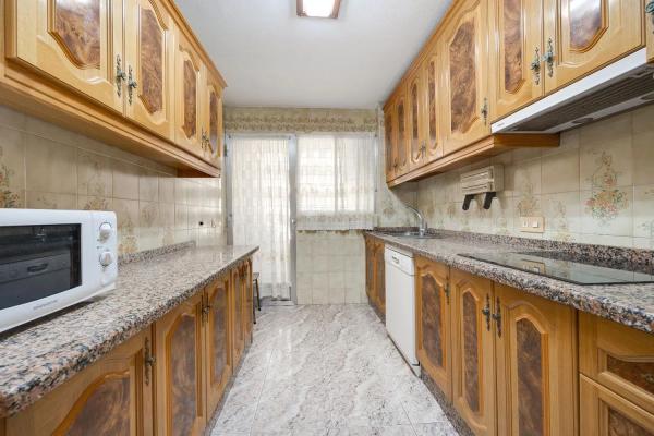 Piso en avenida del País Valencià