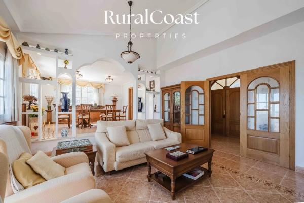 Casa independiente en calle d'Oriola