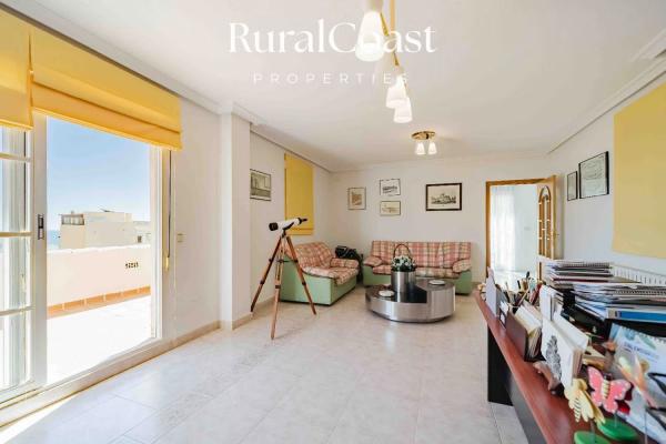 Casa independiente en calle d'Oriola