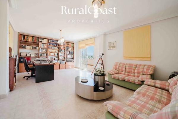 Casa independiente en calle d'Oriola