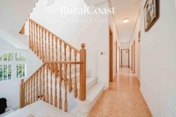 Casa independiente en calle d'Oriola