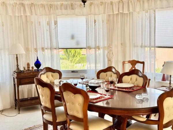 Casa independiente en avenida Llimeres, 20