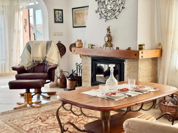 Casa independiente en avenida Llimeres, 20