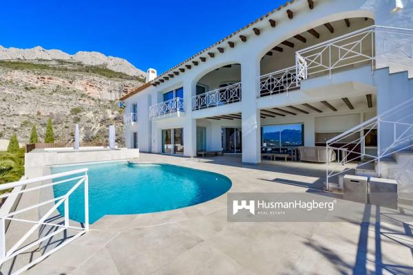 Casa independiente en calle Costa Verde