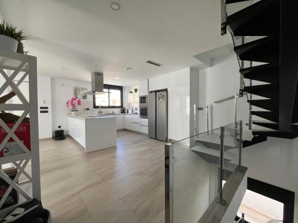 Casa independiente en calle Puig Mayor