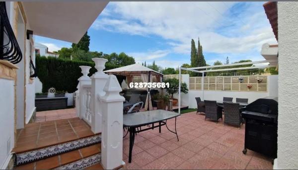 Chalet adosado en C/urbanización s/n