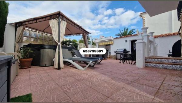 Chalet adosado en C/urbanización s/n