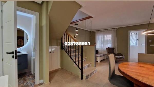 Chalet adosado en C/urbanización s/n