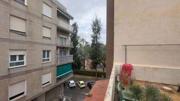 Piso en calle Santa Isabel, 58