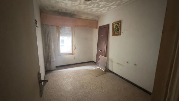 Piso en calle Santa Isabel, 58