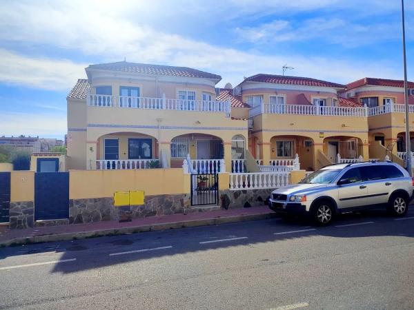 Chalet adosado en Pueblo Principe, 89