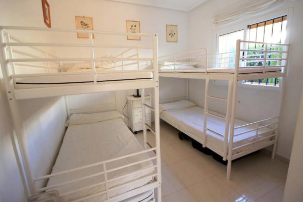 Casa independiente en calle Río Nervión s/n